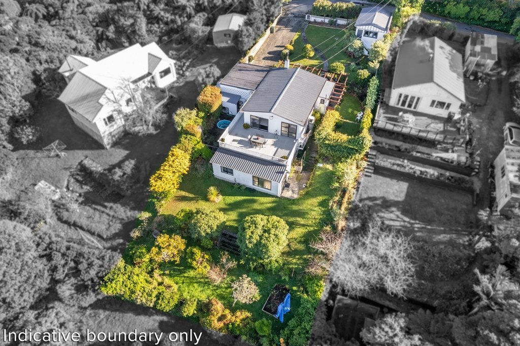 19 Belmont Terrace, Belmont, Lower Hutt - Carousel 1