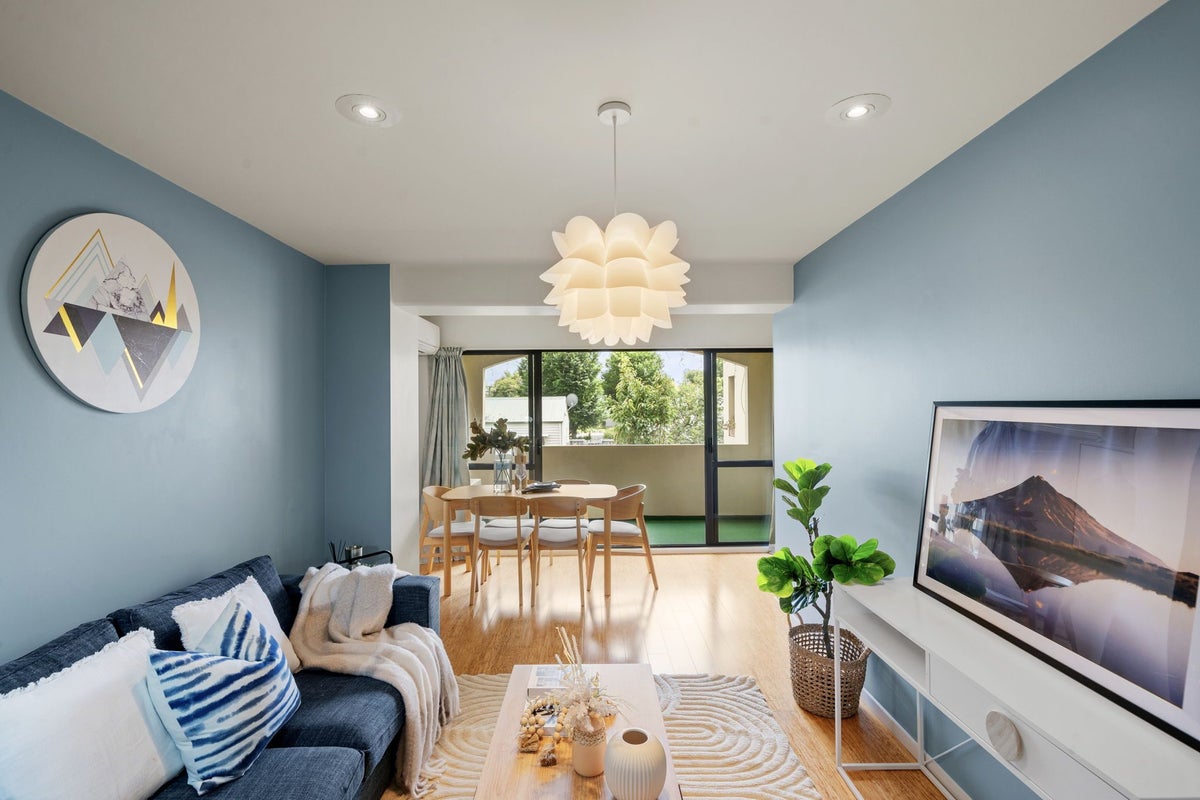 6/337 Armagh Street, Linwood, Christchurch - Carousel 1