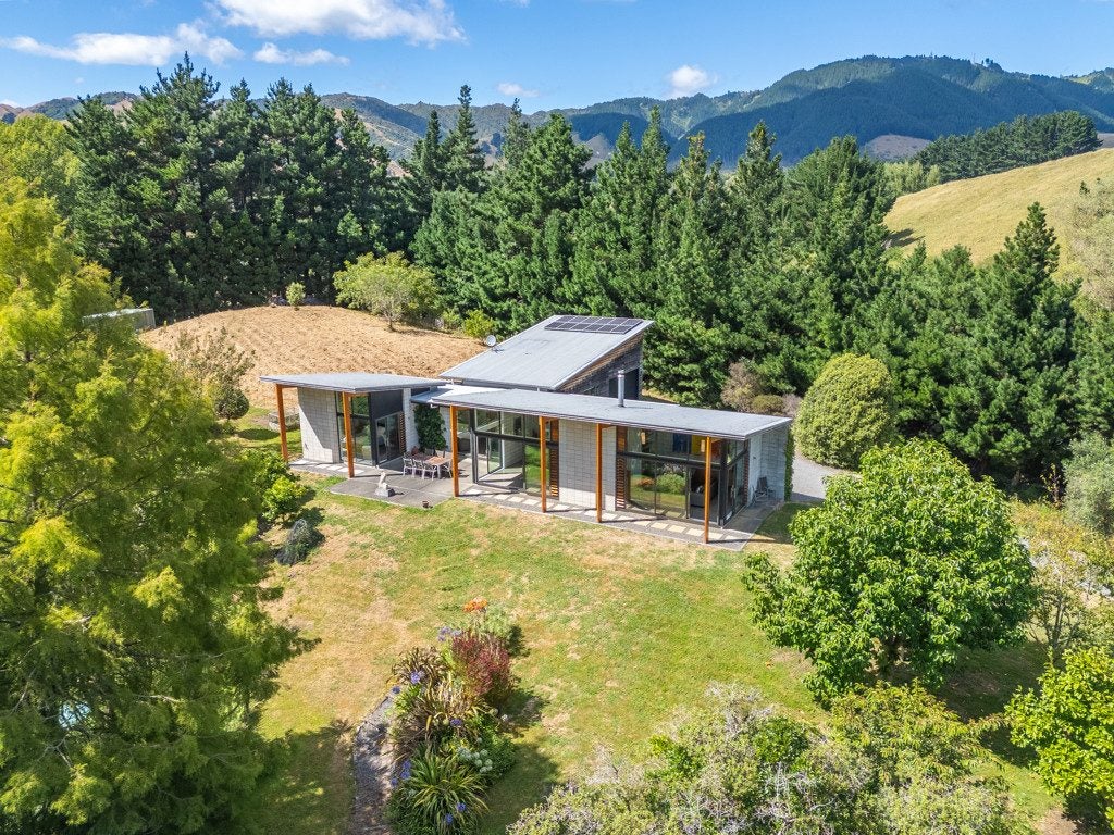 86 Derham Road, Te Horo, Otaki - Carousel 2