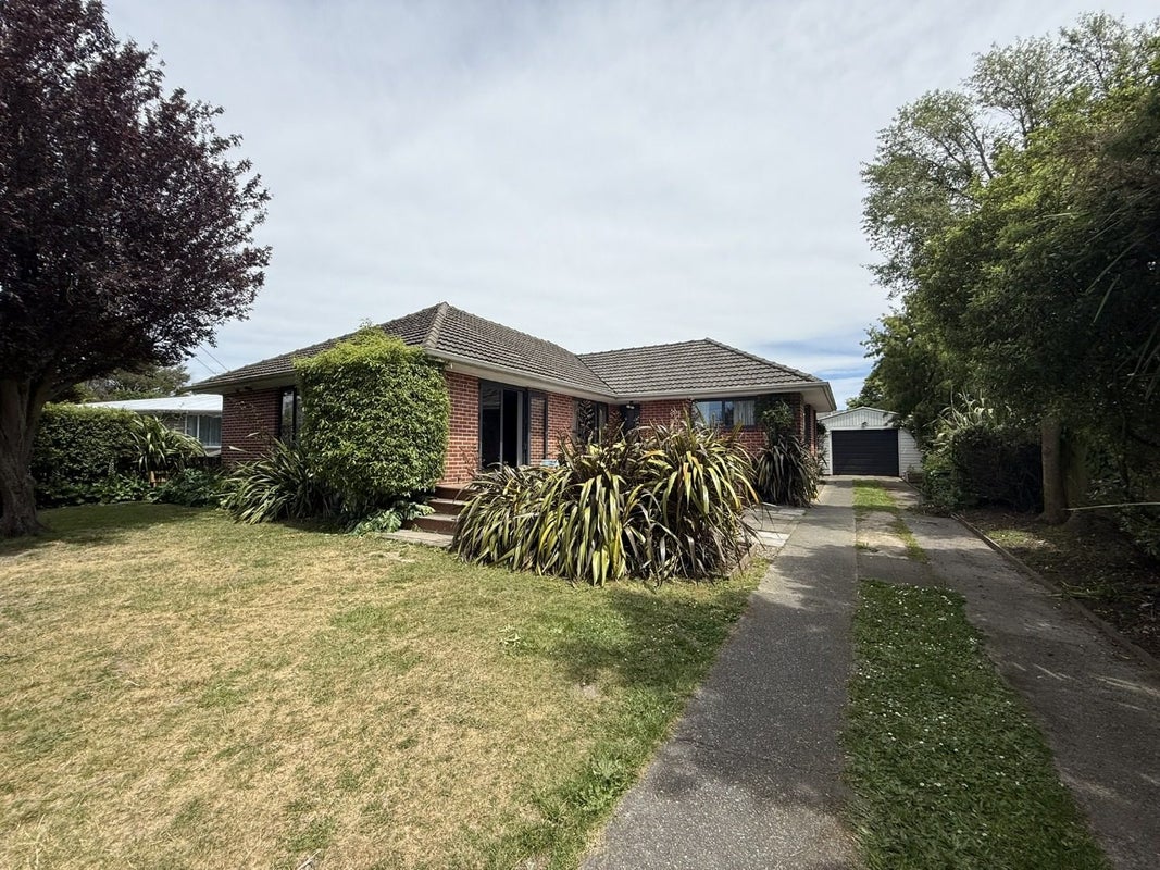 9 Geelong Place, Burnside, Christchurch - Carousel 1