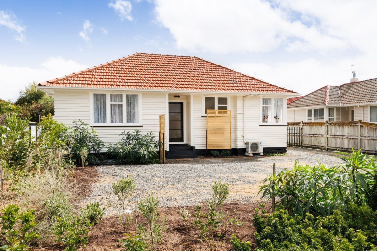 121 Limbrick Street, Terrace End, Palmerston North - Carousel 2