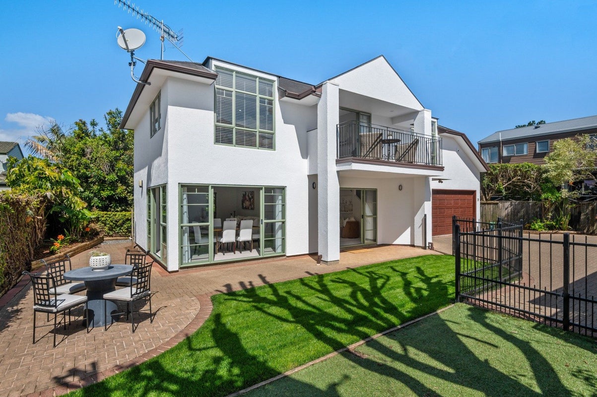 7B Woodbine Avenue, Greenlane, Auckland - Carousel 2