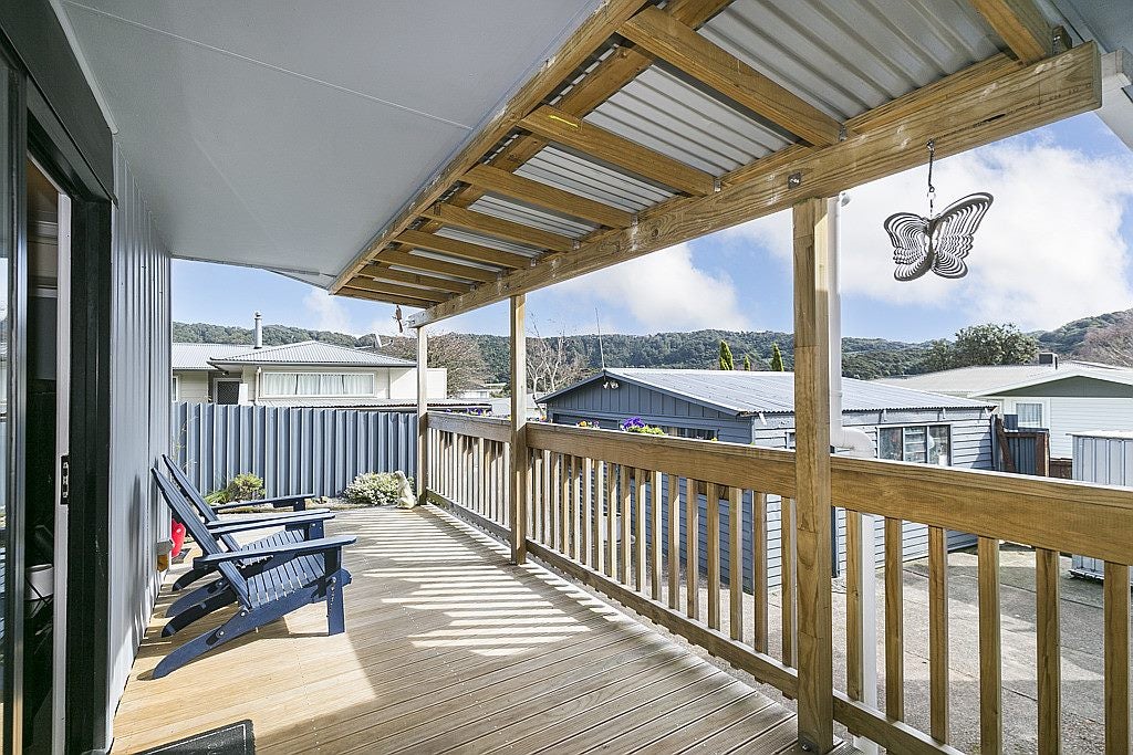 15 Mimihau Grove, Wainuiomata, Lower Hutt - Carousel 2