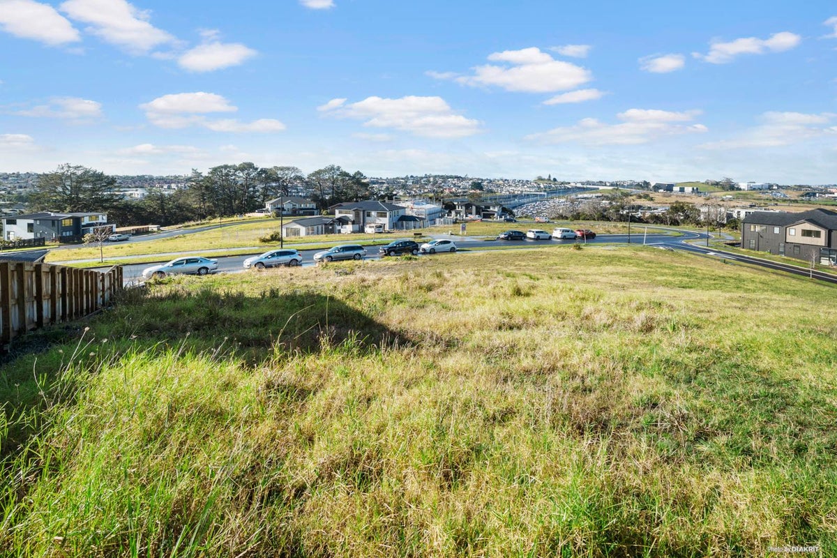 96 Kewa Road, Albany Heights, Auckland - Carousel 1