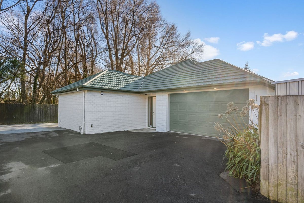 10 Saint Thomas Place, Woolston, Christchurch - Carousel 1