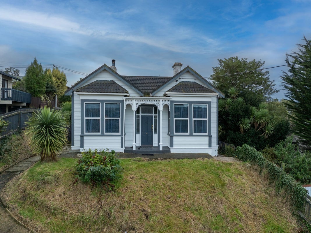 63 Lawrence Street, Mornington, Dunedin - Carousel 1