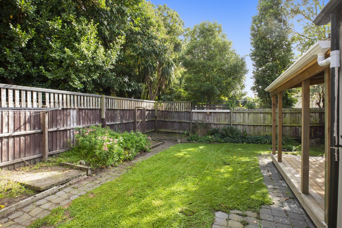 31 Leyden Street, Phillipstown, Christchurch - Carousel 2