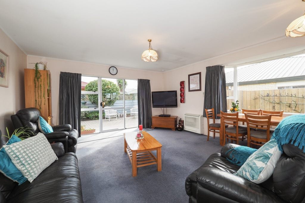 143 Chalmers Avenue, Hampstead, Ashburton - Carousel 2