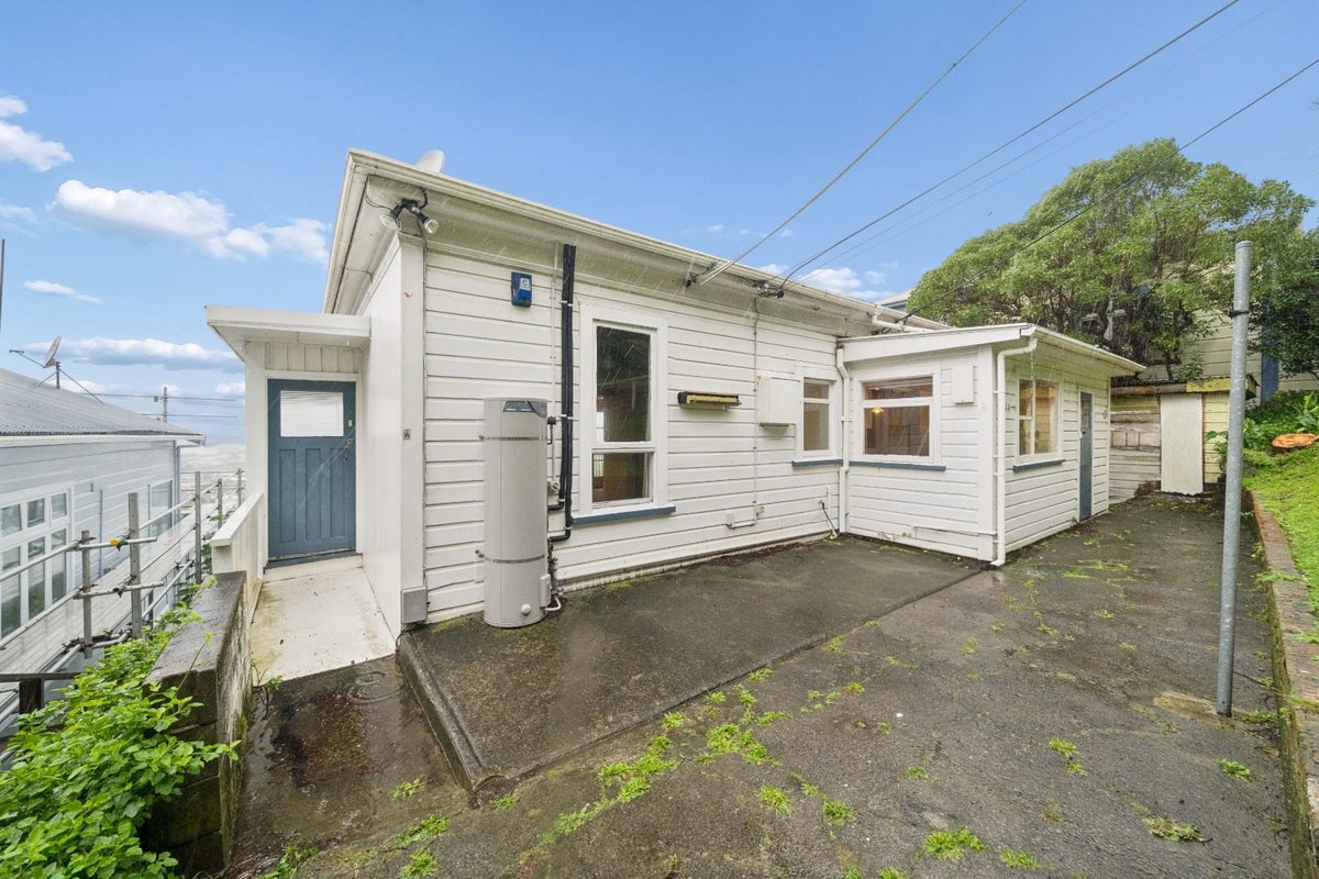 6 Buckingham Street, Melrose, Wellington - Carousel 1