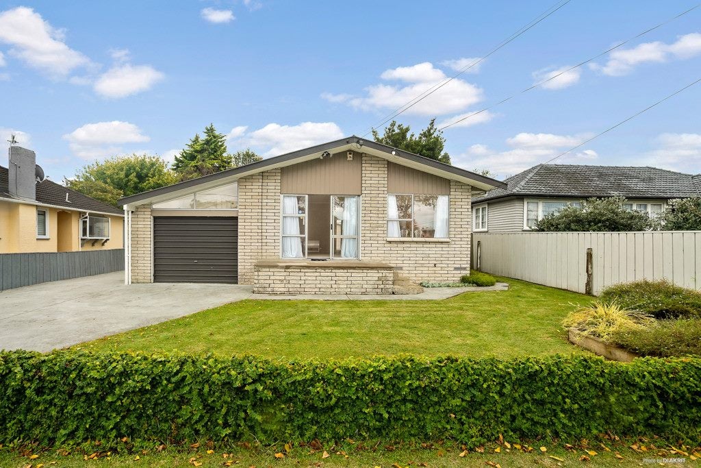 16 Puriri Street, Nawton, Hamilton - Carousel 15