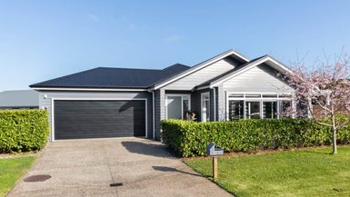 21 Ara Kakara Avenue, Huapai, Kumeu - Carousel 1