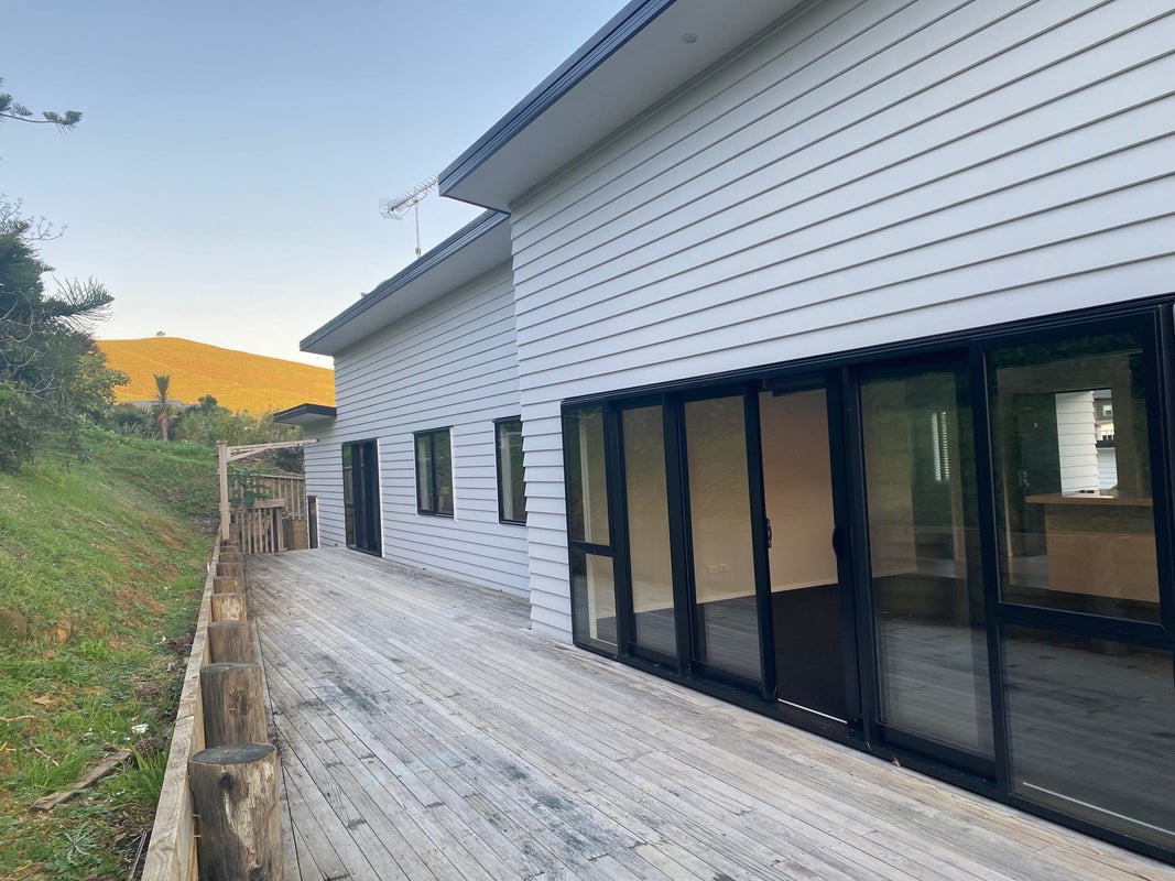 16 Pinebrook Lane, Maraetai, Auckland - Carousel 2