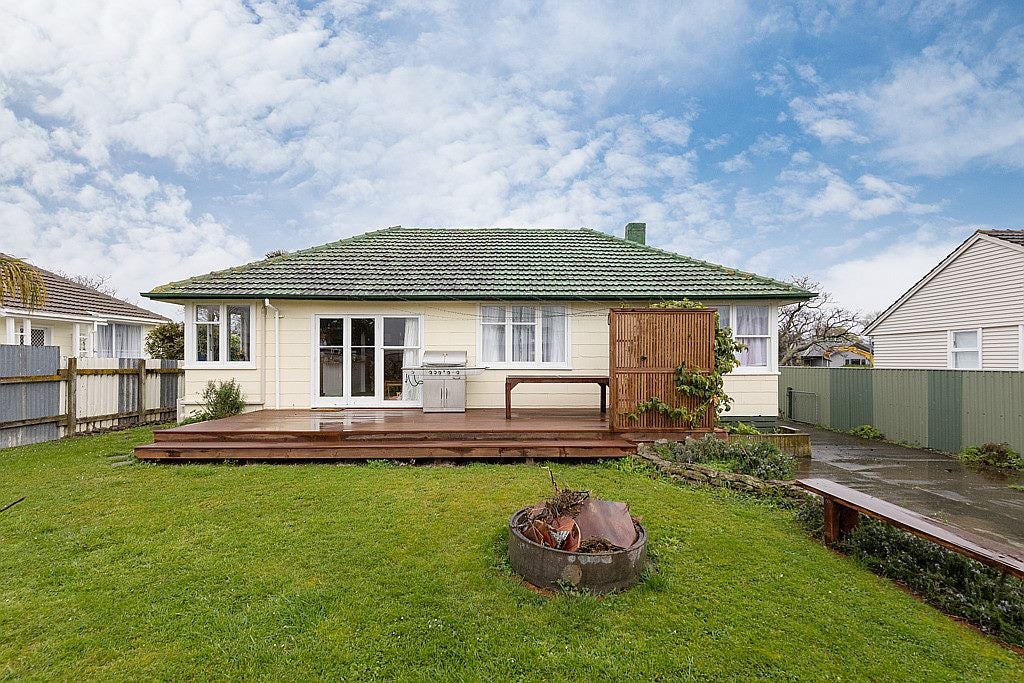 15 Cardiff Street, Awapuni, Palmerston North - Carousel 18