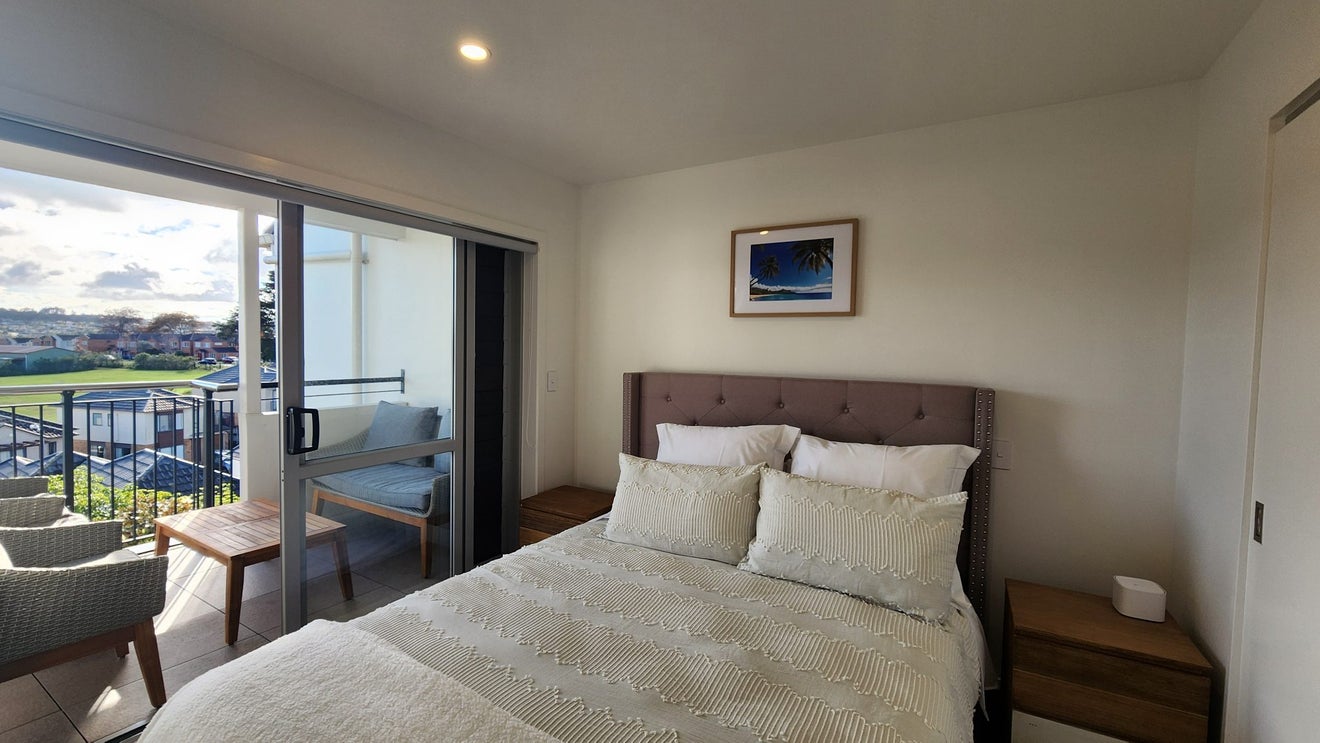 17B/60 Masons Road, Oteha, Auckland - Carousel 2