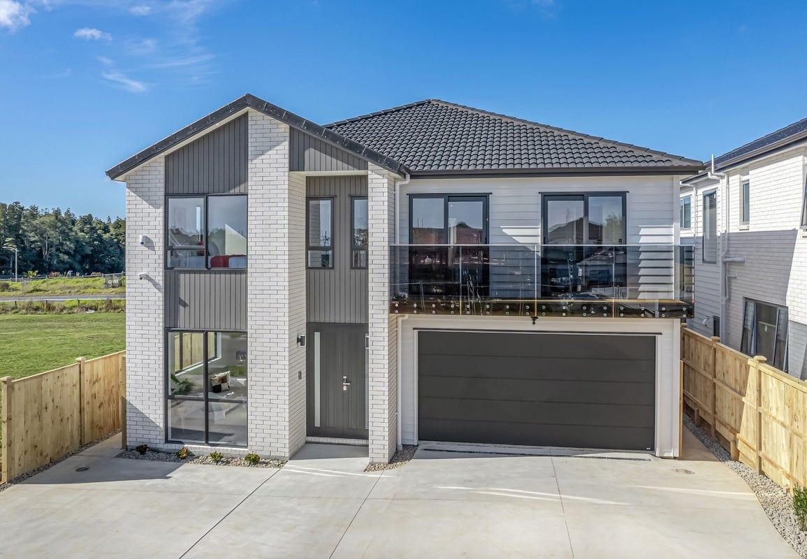 19 Knockanara Drive, Flat Bush, Auckland - Carousel 2
