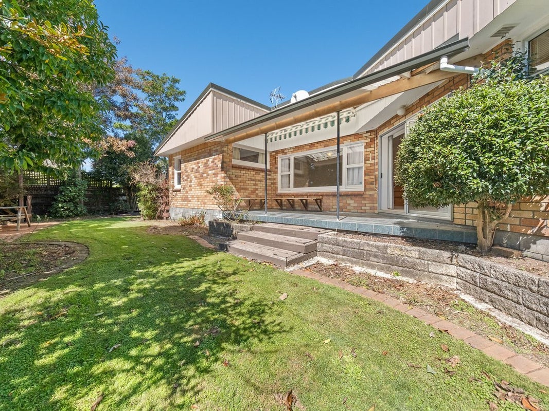91 Manu Crescent, Upper Vogeltown, New Plymouth - Carousel 1