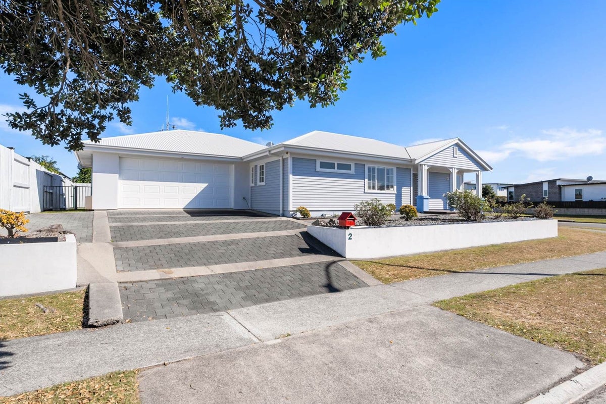 2 Sarah Place, Papamoa Beach, Papamoa - Carousel 2