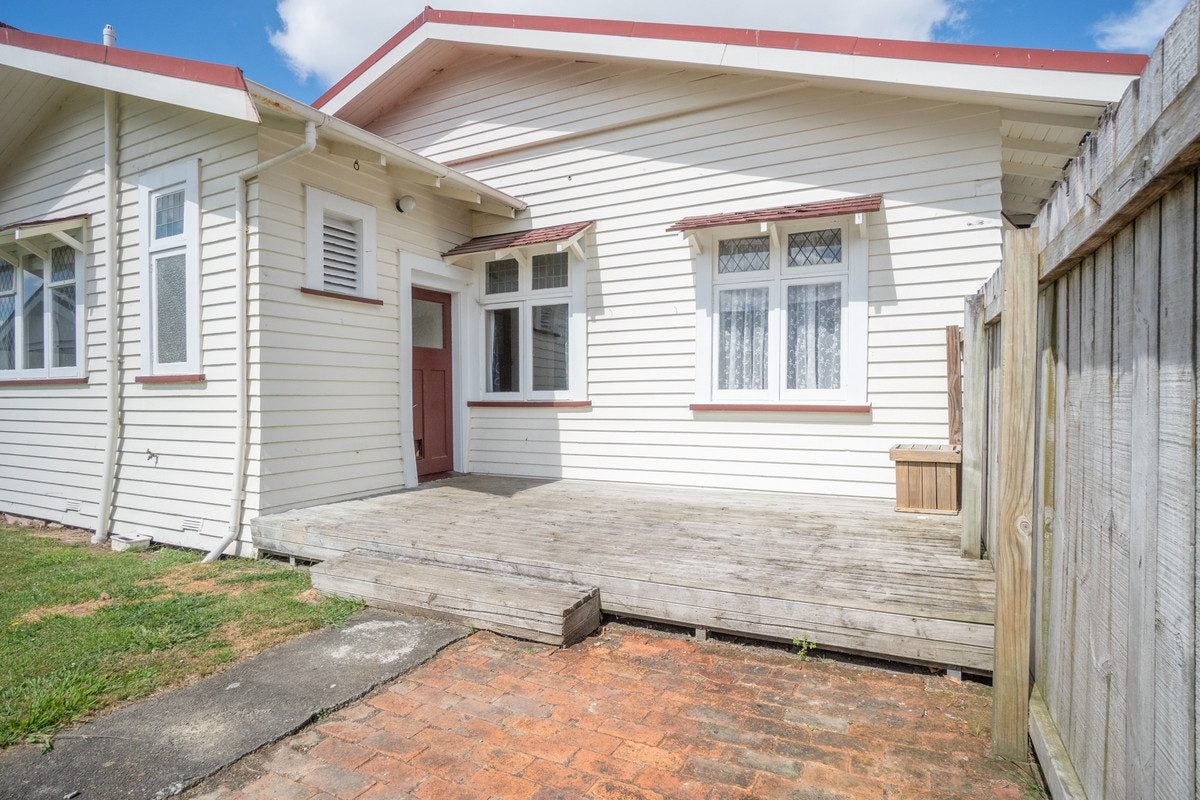 19 South Street, West End, Palmerston North - Carousel 18
