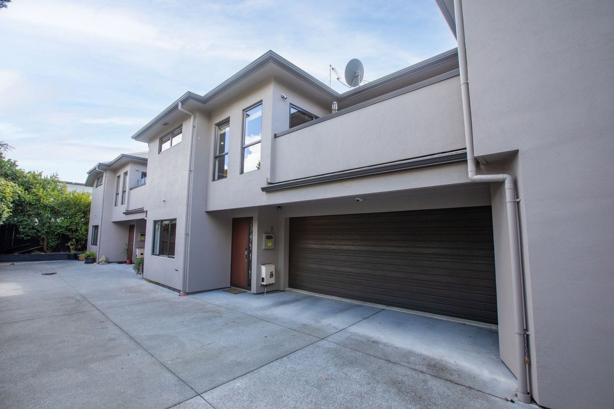 39B Albert Street, Hamilton East, Hamilton - Carousel 1