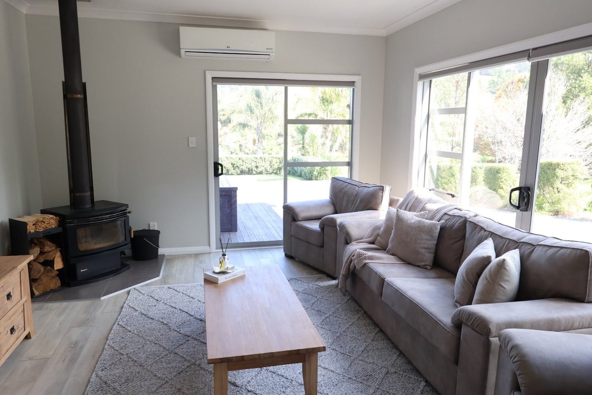 33 Hacche Road, Outer Kaiti, Gisborne - Carousel 2