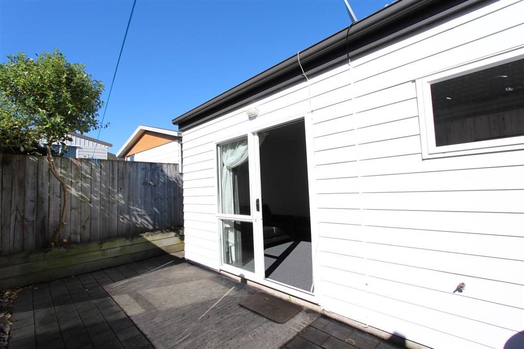 28C Lorne Street, Melville, Hamilton - Carousel 9