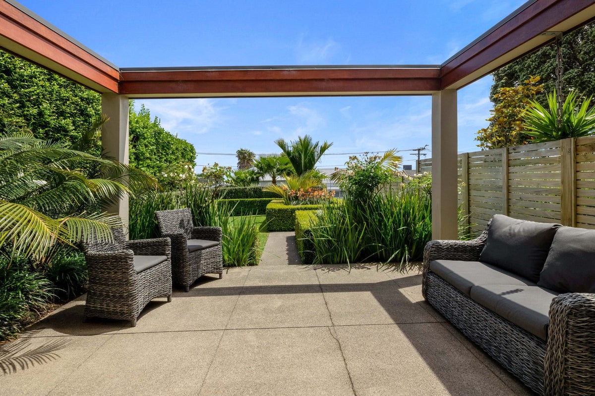 250A Courtenay Street, Strandon, New Plymouth - Carousel 1