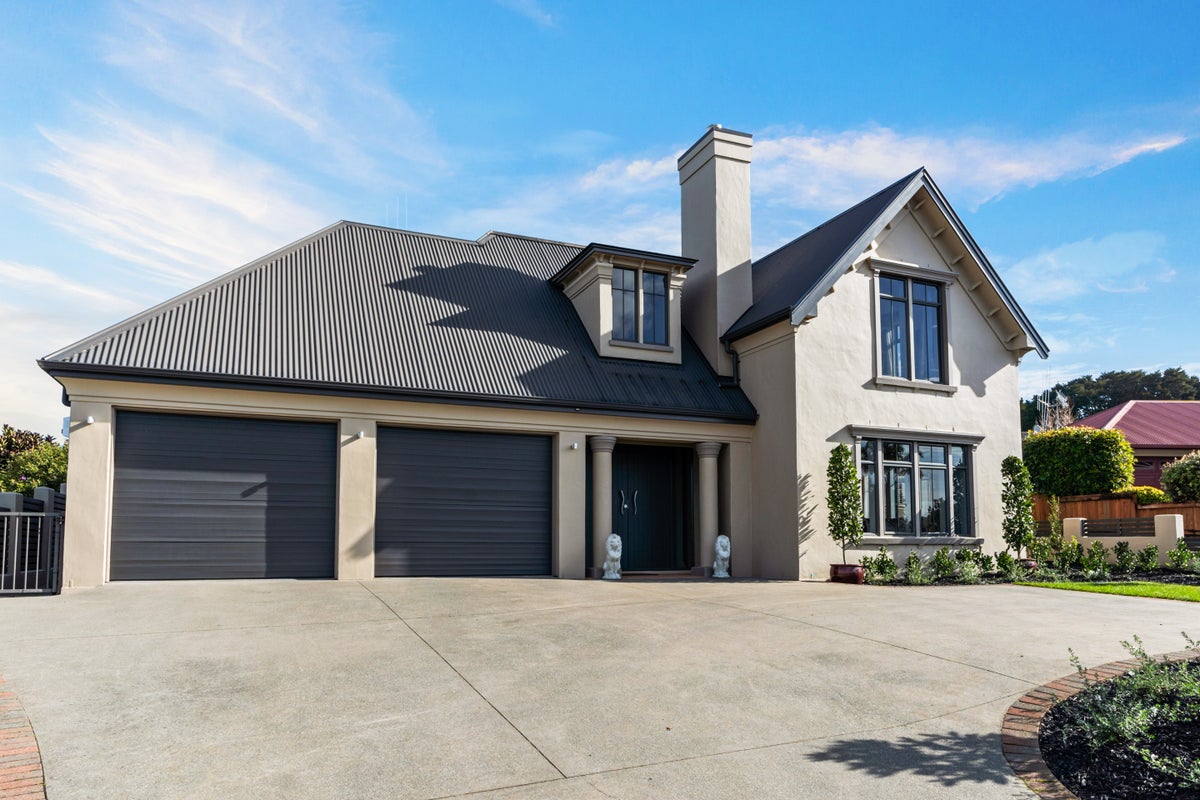 16 Conifer Grove, Kamo, Whangarei - Carousel 32