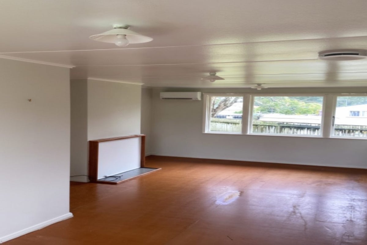 12 The Terrace, Herald Island, Auckland - Carousel 2