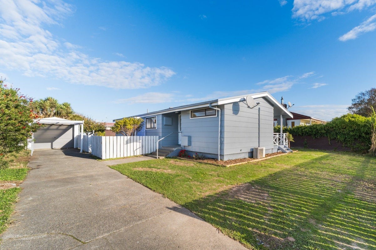 114 Tremaine Avenue, Westbrook, Palmerston North - Carousel 1