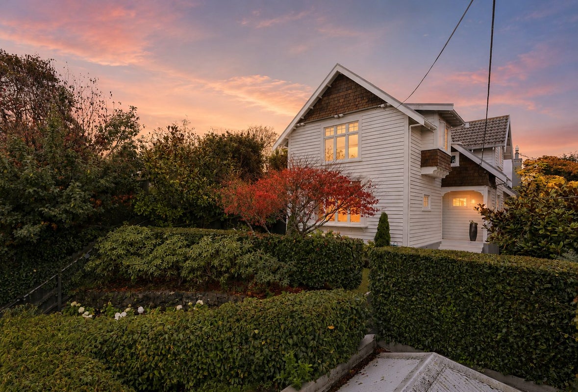 18 Lynwood Avenue, Maori Hill, Dunedin - Carousel 1