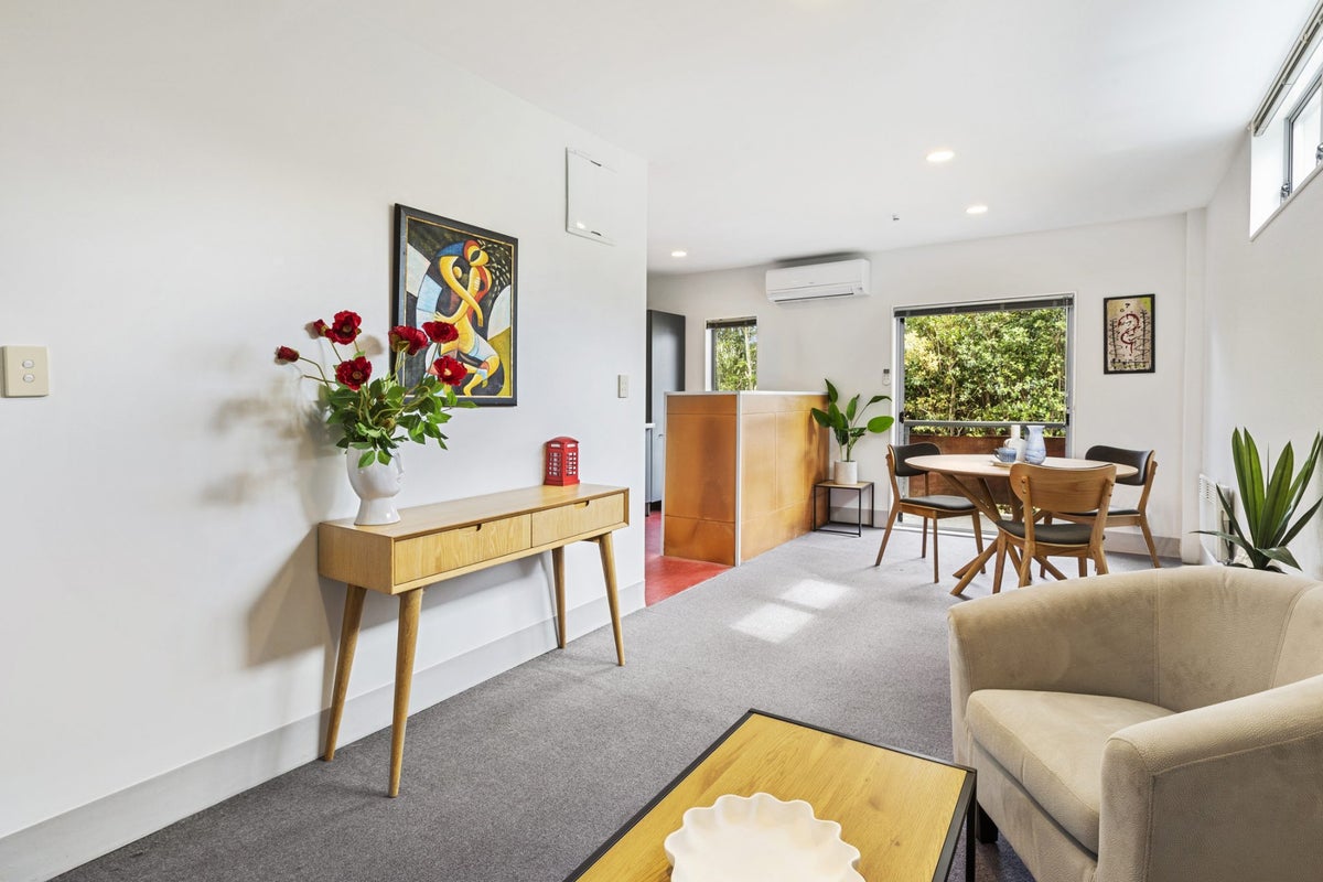5/112 Mairangi Road, Wilton, Wellington - Carousel 1