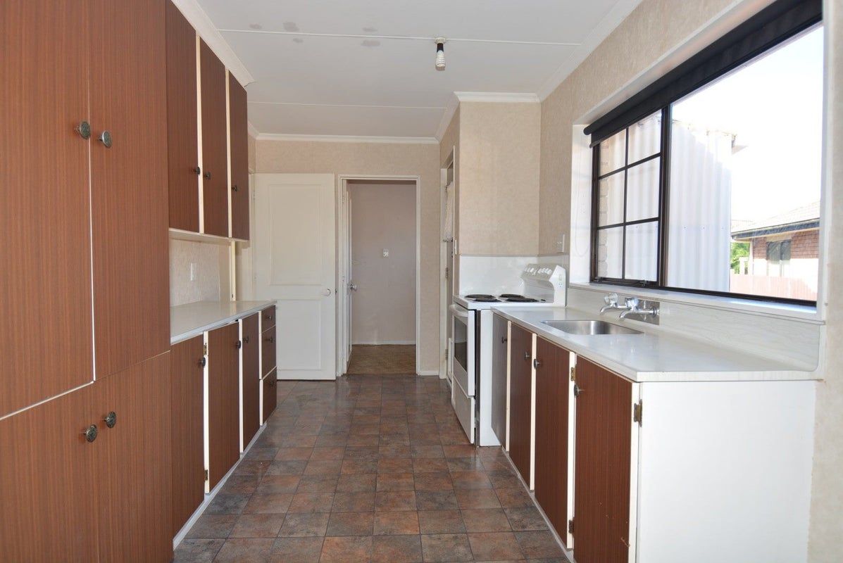 33 Albany Street, Kingswell, Invercargill - Carousel 2