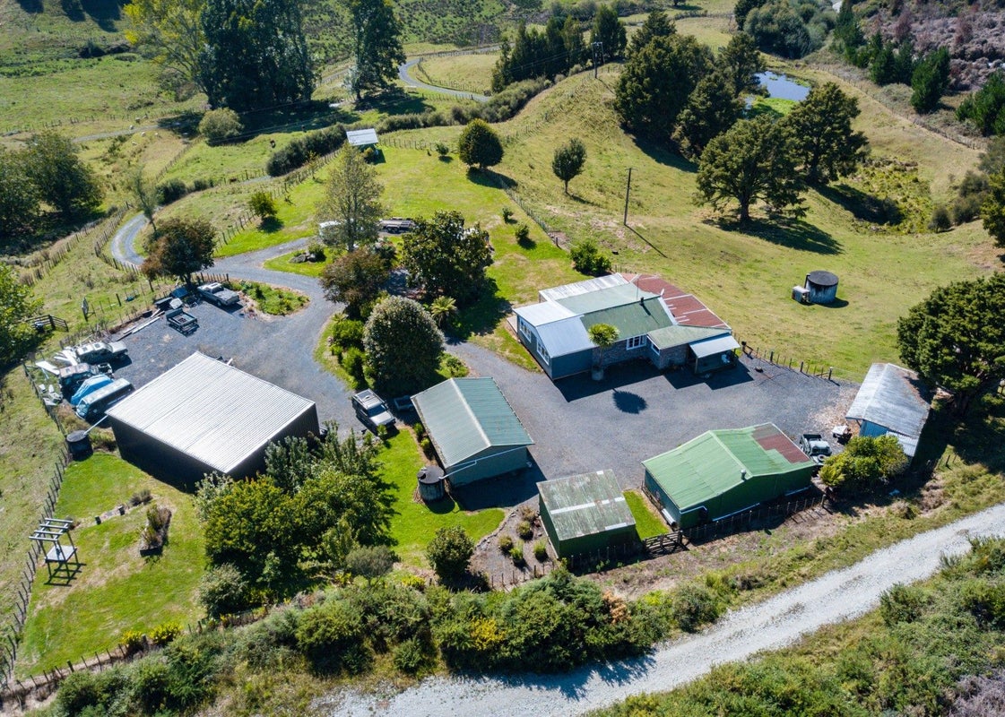 101 Koromiko Road, Ongarue, Taumarunui - Carousel 1