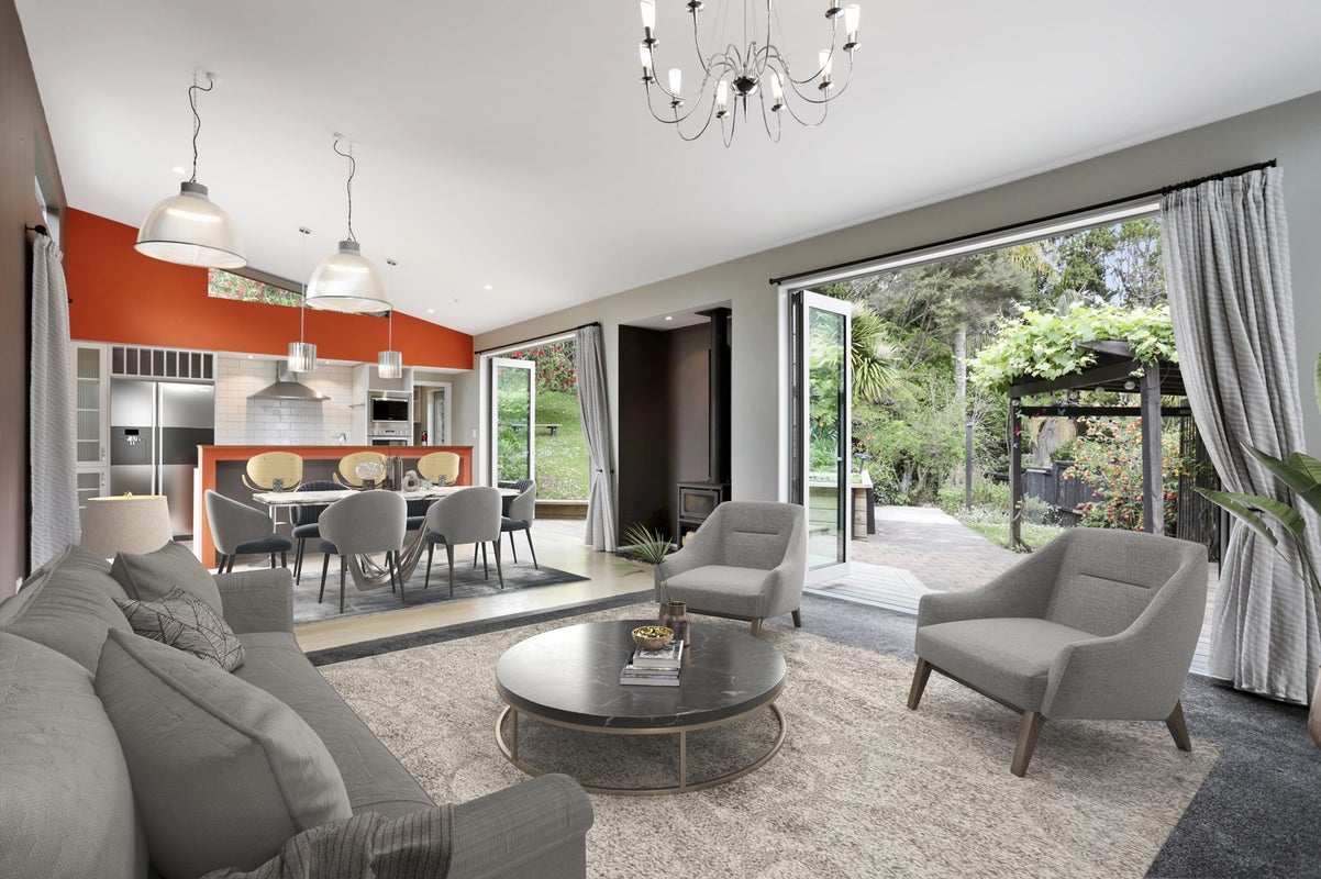 5 Jays Road, Titirangi, Auckland - Carousel 1