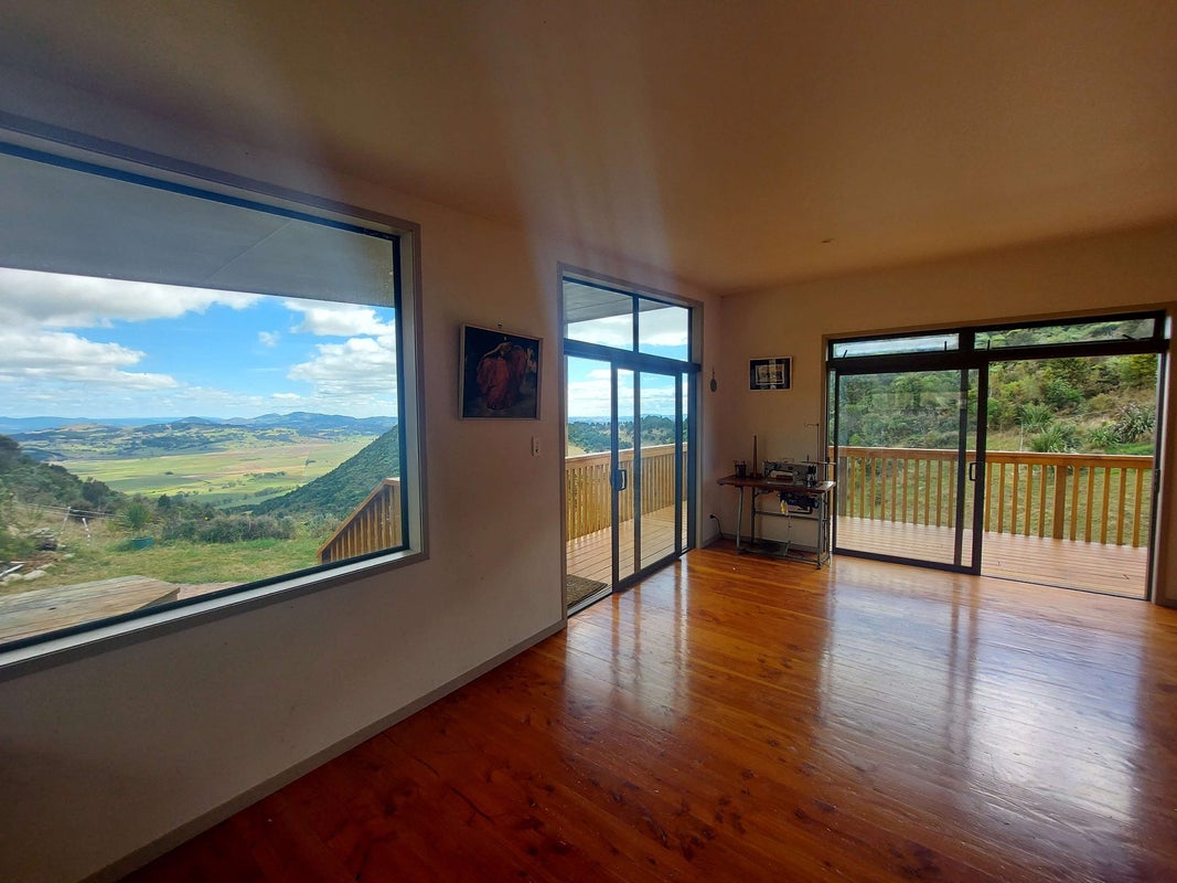 207 Parakiore Road, Ngararatunua, Whangarei - Carousel 2