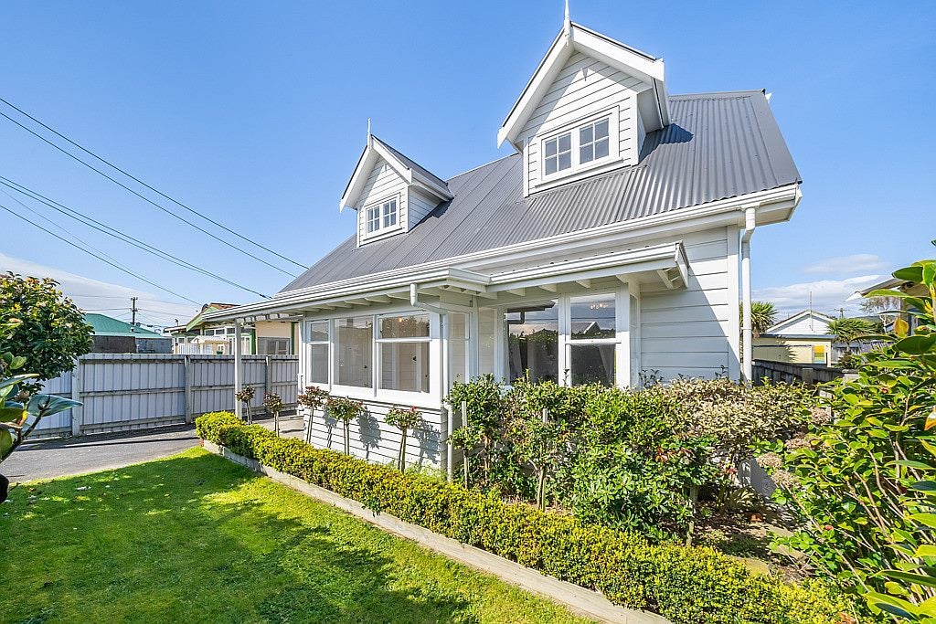 26 William Street, Petone, Lower Hutt - Carousel 2