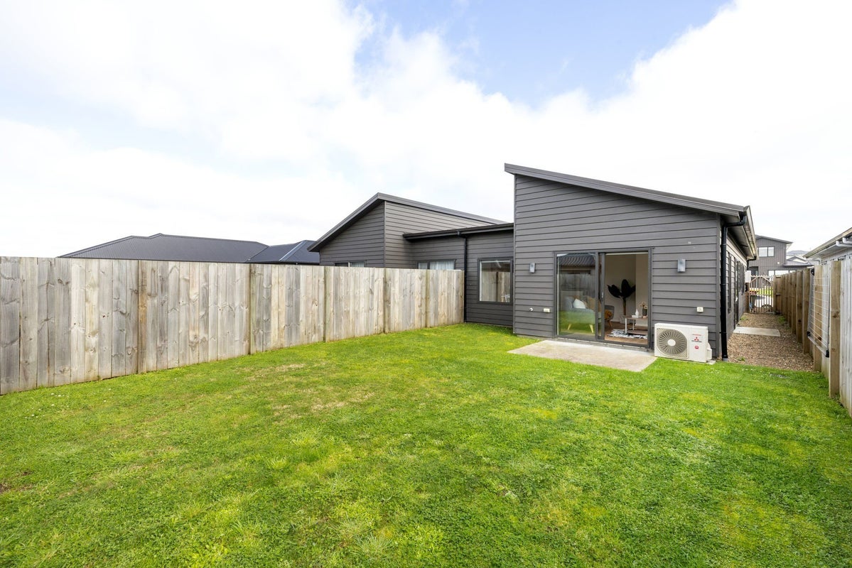 14A Tokerau Drive, Rototuna North, Hamilton - Carousel 16