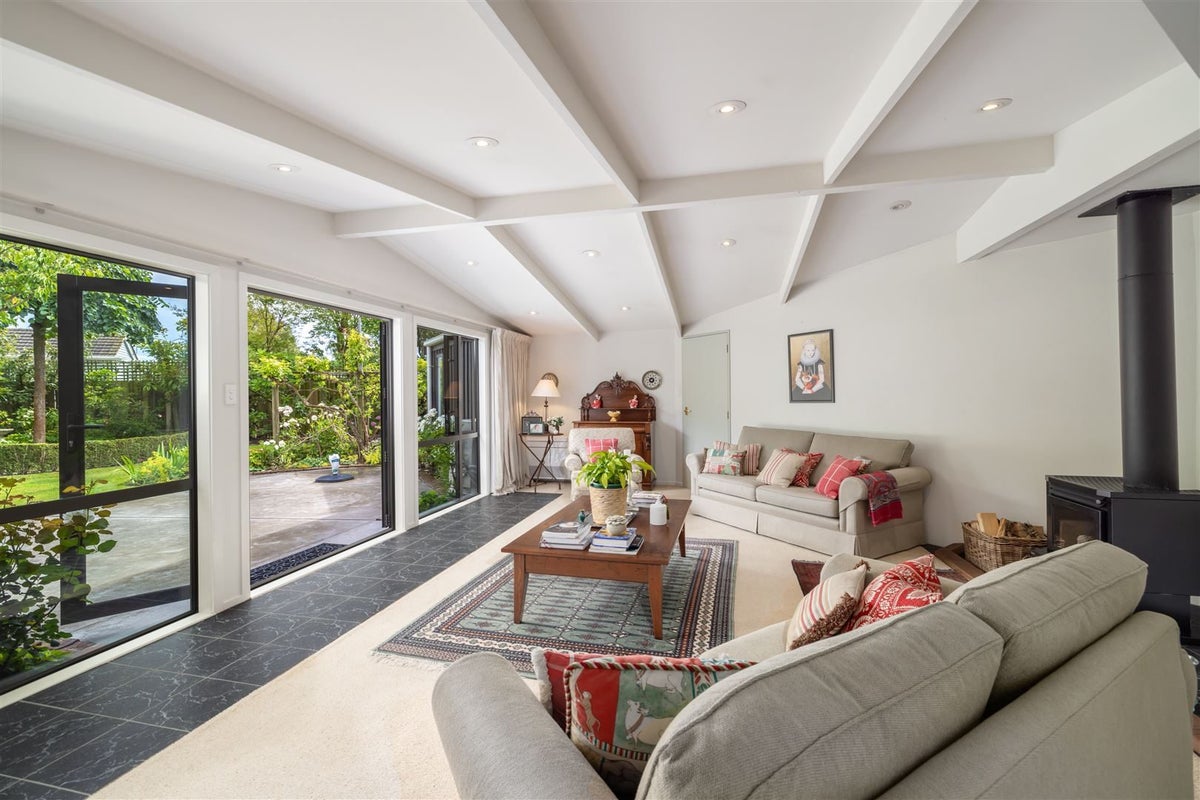 199A Main North Road, Redwood, Christchurch - Carousel 2