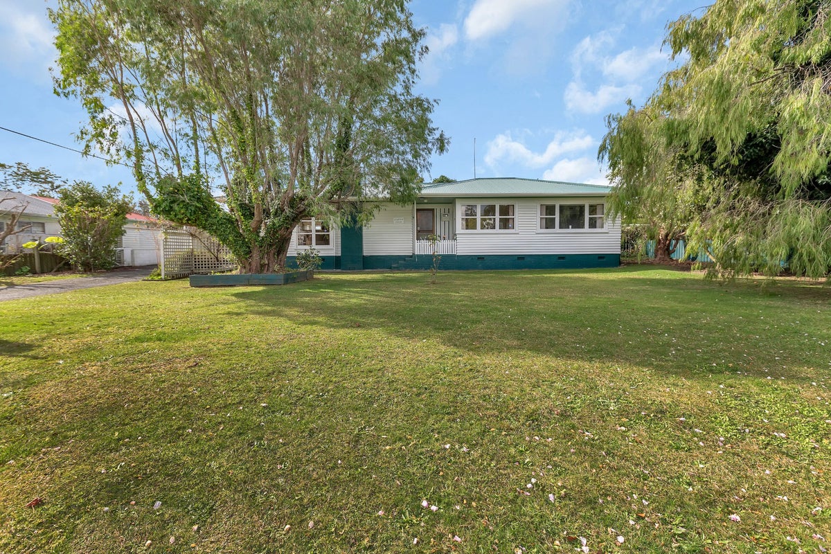 10 Denby Crescent, Tikipunga, Whangarei - Carousel 2