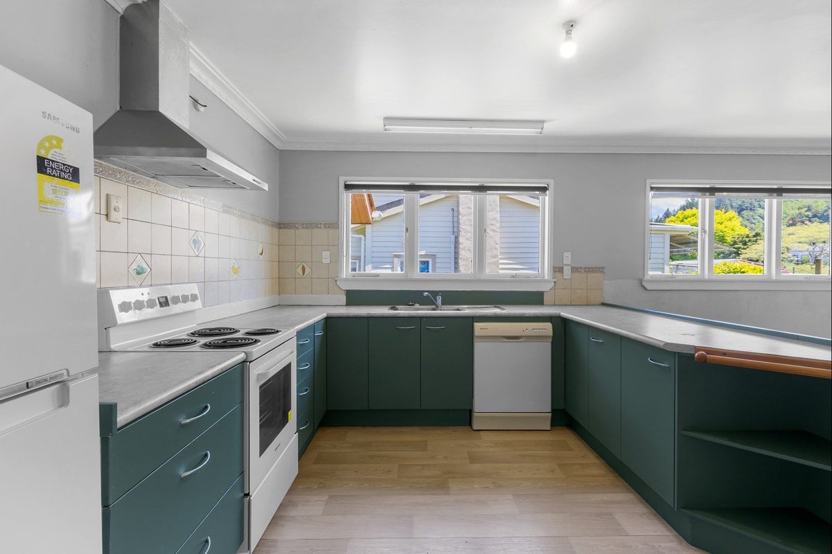 42 Taitua Street, Manunui, Taumarunui - Carousel 2