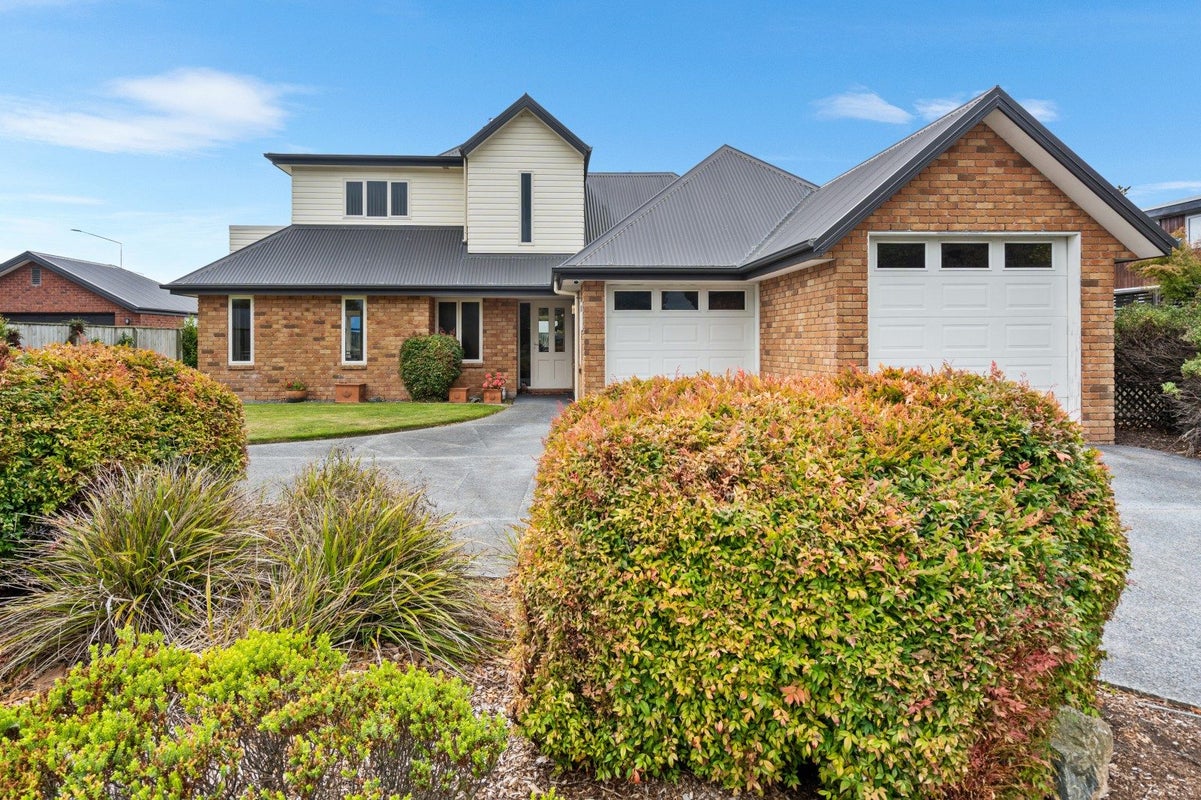41 Longspur Avenue, Wigram, Christchurch - Carousel 1