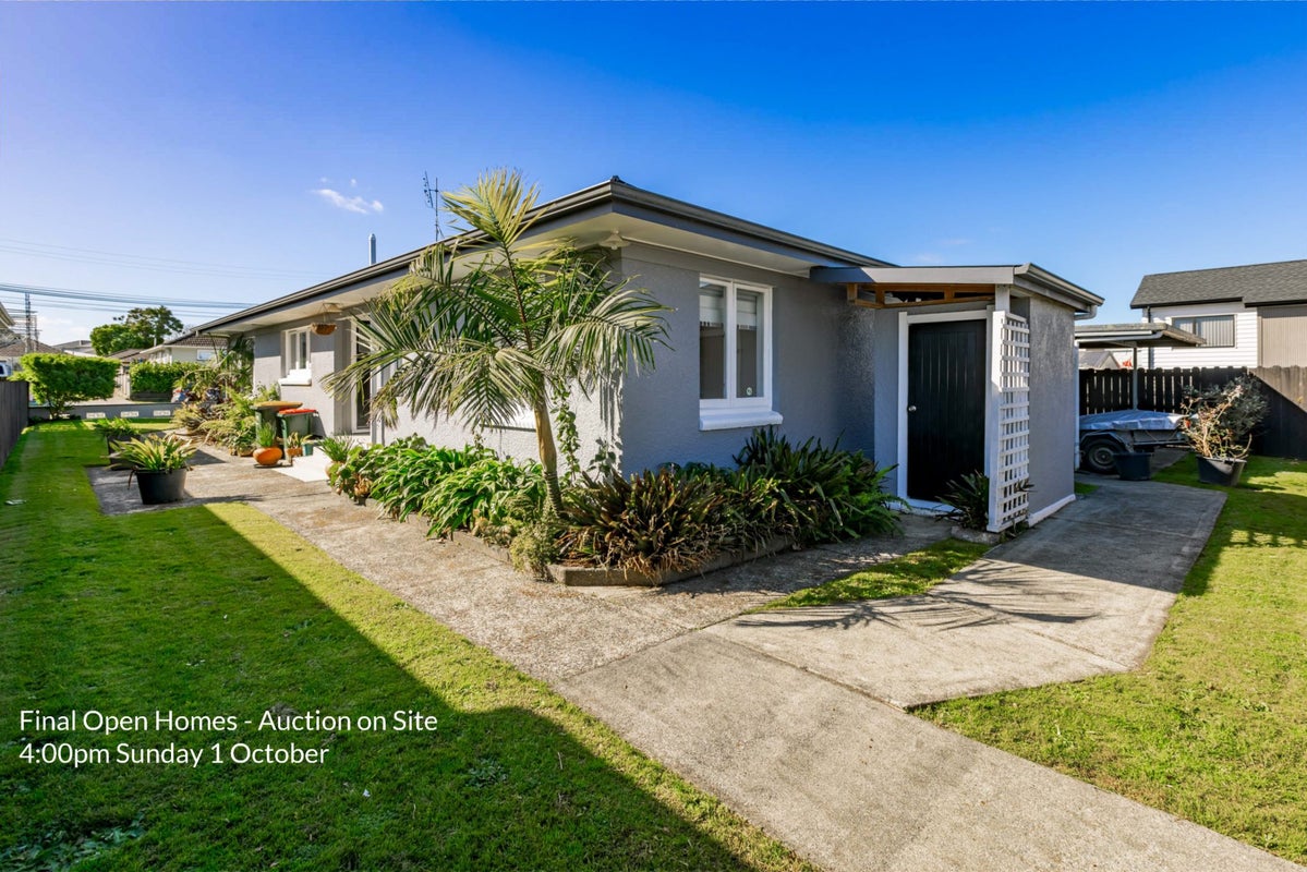 1 Gills Avenue, Papakura, Papakura - Carousel 1