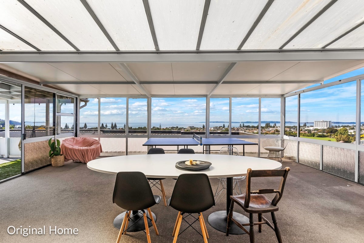 53 West Hoe Heights, Orewa, Orewa - Carousel 2