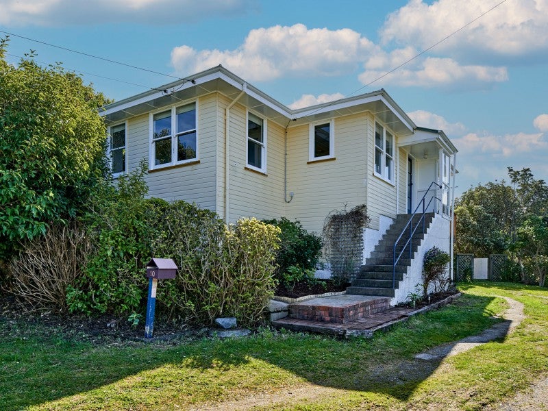 10 Hiwi Crescent, Titahi Bay, Porirua - Carousel 26