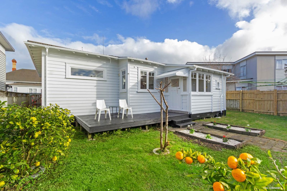 45G Swanson Road, Henderson, Auckland - Carousel 2