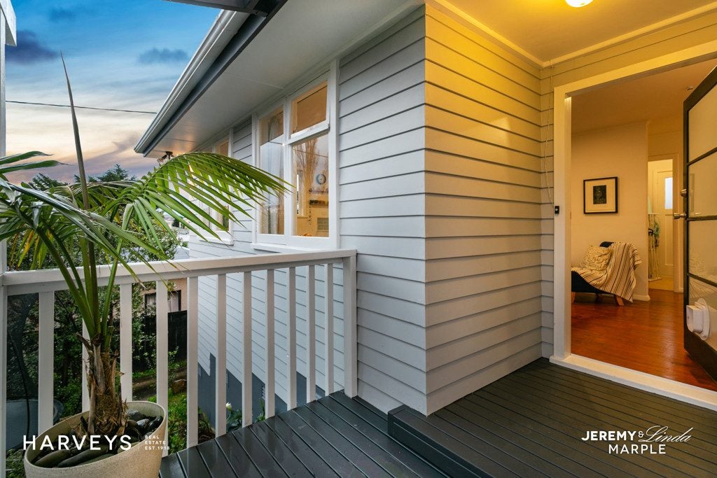 1/10 Copley Street, New Lynn, Auckland - Carousel 2