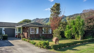 29 Kapanui Road, Waikanae, Waikanae - Carousel 1