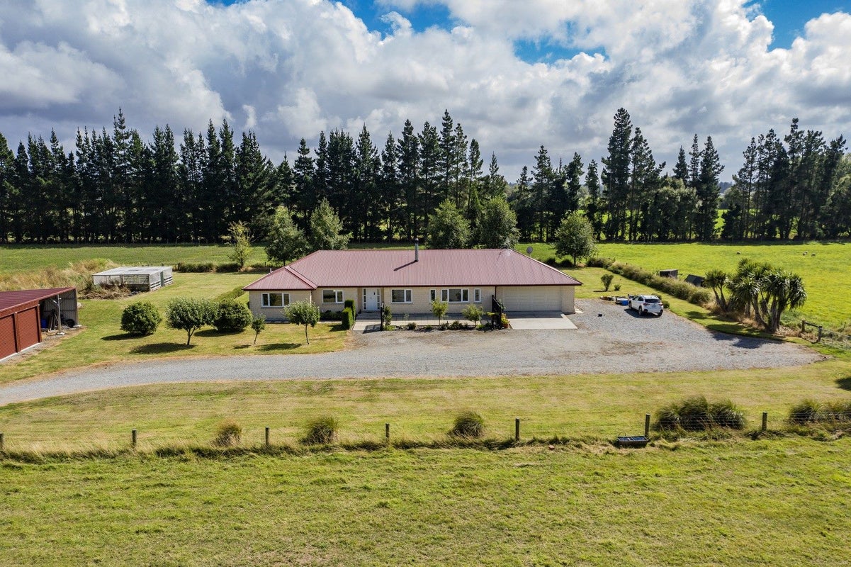 144 Toppings Road, Sefton, Rangiora - Carousel 2