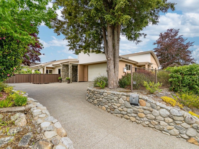 50 Manuka Street, Lansdowne, Masterton - Carousel 2
