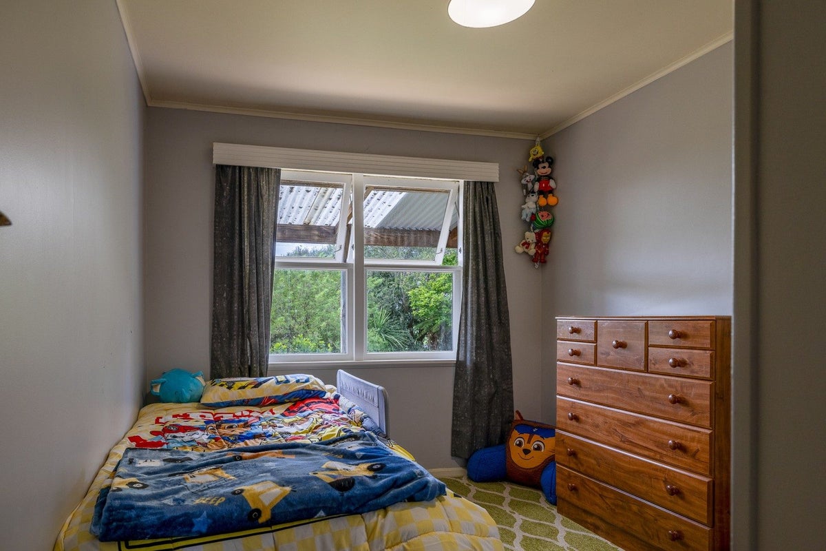 52 Lissette Road, Newstead, Hamilton - Carousel 25